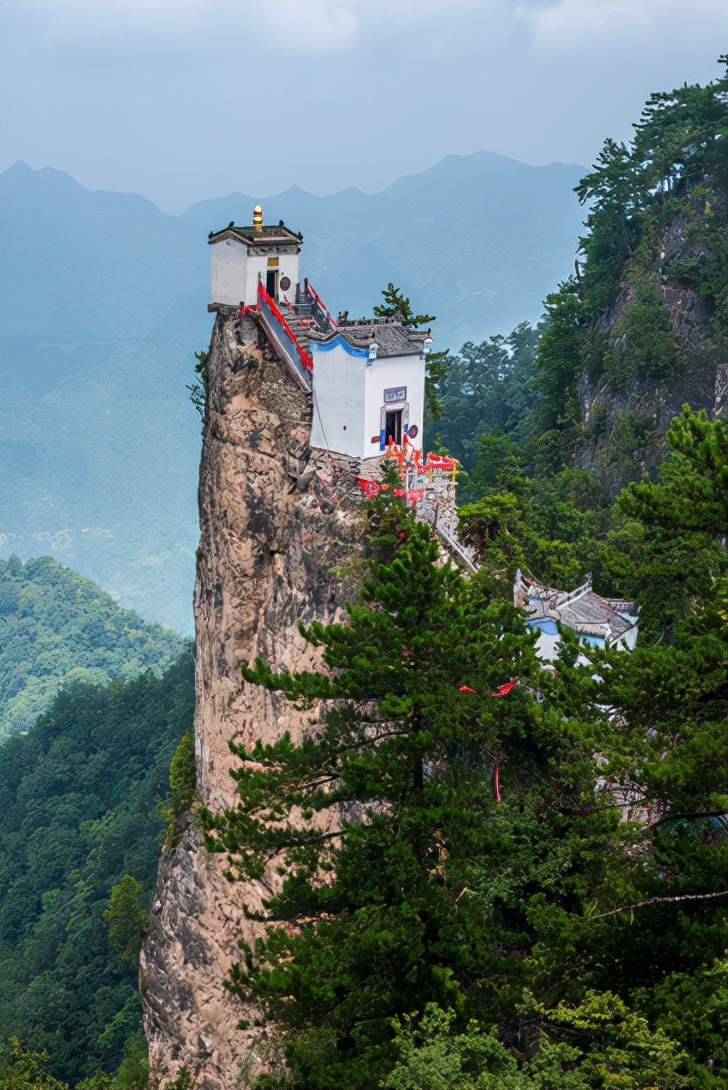 塔云山在哪（秦岭第一仙境，天下最险道观）