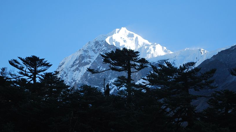 世界第三高峰是什么峰，在哪个国家（世界上第三高山）